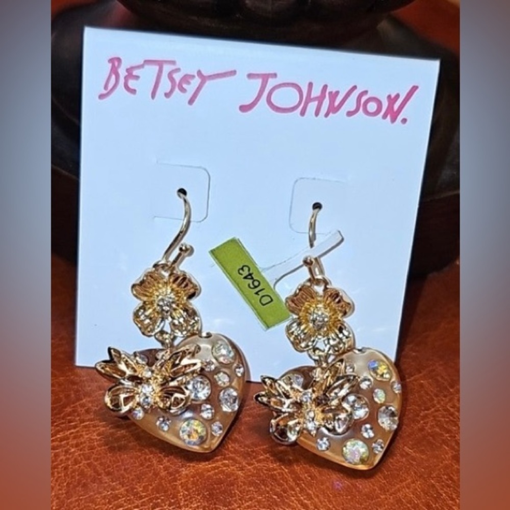 BETSEY JOHNSON Valentine Crystal Stud Puffy Dangle Hearts Gold-Tone Earrings NWT - Picture 2 of 2